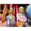 Image 2 : 2 BUSTS