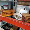 Image 1 : 2 NATIVE CEDAR BOXES