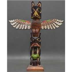 NORTHWEST COAST INDIAN TOTEM POLE