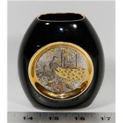 JAPANESE CHOKIN PEACOCK VASE WITH 24K ACCENT.