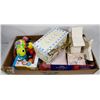 Image 1 : BOX OF JEWELRY BOXES AND BABY ITEMS