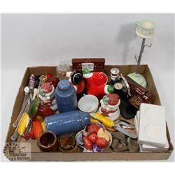 VINTAGE SALT AND PEPPER COLLECTION AND MORE