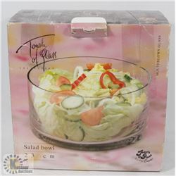 TOUCH OF GLASS 23CM SALAD BOWL.