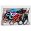 Image 1 : LOT OF 16 SCISSORS INC CUISINART AND FISKARS