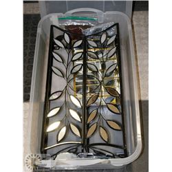 BIN WITH MIRROR LEAF SHELVES