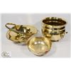 Image 1 : BRASS DECOR.