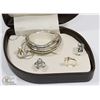 Image 1 : JEWELRY TRAVEL BOX WITH CONTENTS