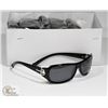 Image 1 : BOX OF BLACK DESIGNER