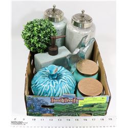 BLUE BATHROOM ACCESSORIES & MORE