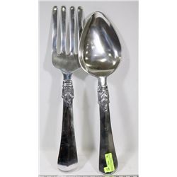 DECORATIVE CHROME COLOR FORK & SPOON WALL HANGINGS