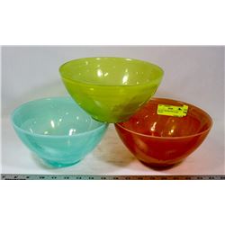 SET OF 3 DECORATIVE GLASS BOWLS