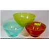 Image 1 : SET OF 3 DECORATIVE GLASS BOWLS