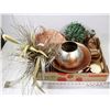 Image 1 : FLAT OF COPPER COLORED DECORATIVE ITEMS
