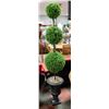 Image 1 : 7FT ARTIFICIAL DECORATED TREE IN PLANTER