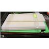 Image 1 : LOT OF 6 ASSORTED PLASTIC CUTTING BOARDS