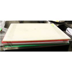 LOT OF 5 ASSORTED LARGE PLASTIC CUTTING BOARDS