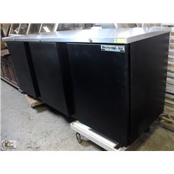3-DOOR BEVERAGE AIR COMMERCIAL UNDERCOUNTER COOLER