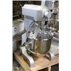Image 4 : PRIMO BRAND 20QT MIXER NEW