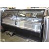 Image 1 : 8FT ALTO-SHAAM HEATED CURVED-GLASS FOOD DISPLAY