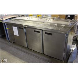 WASSERSTROM COMMERCIAL PIZZA PREP STATION W/