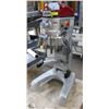 Image 1 : AXIS M-30 30 QT. MIXER
