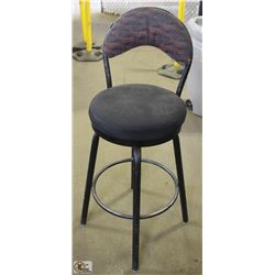 LOT OF 15 COMMERCIAL RESTAURANT REVOLVING CHAIRS