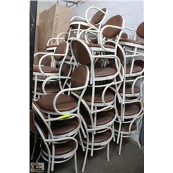 LOT OF APPROX.42 BROWN VINYL COMMERCIAL RESTAURANT