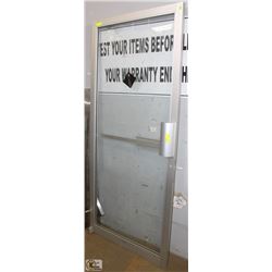 COMMERCIAL ALUMINUM & GLASS DOOR