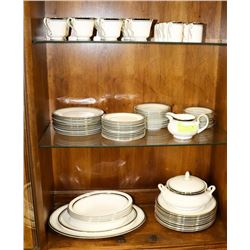 ROYAL DOULTON SARABANE BONE CHINA SET INCL