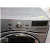 Image 2 : WHIRLPOOL DUET STEAM DRYER