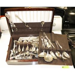 SET OF SILVERWARE WITH SERVING SPOONS IN WOOD CASE