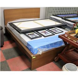 SHOWHOME QUEEN SIZE WOOD GRAIN BEDFRAME