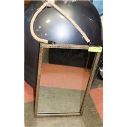 19" TALL DECORATIVE WALL MIRROR