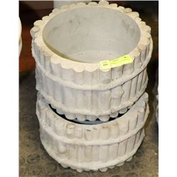 LOT OF 2 CONCRETE FLOWER POTS 10" WIDE