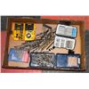 Image 1 : FLAT W/LARGE ASSORTMENT OF DRILL BITS