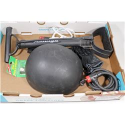 FLAT W/BIKE ESSENTIALS INCL. RALEIGH STAND