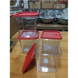 8QT CLEAR STORAGE CONTAINERS & LIDS - LOT OF 4