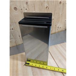 6" X 12" KNIFE RACK, OMCAN 12902