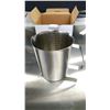 Image 1 : 1500ML HEAVY DUTY STAINLESS GRADUATED MEASURE