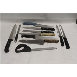LOT OF 10 PLUS KITCHEN KNIVES INCL CHICAGO