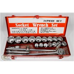 LARGE SIZED SOCKET SET WITH HARD CASE