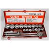 Image 1 : LARGE SIZED SOCKET SET WITH HARD CASE