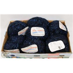 FLAT OF ROBIN REVIEER FASHION CHUNKY YARN