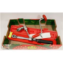 TORQUE-MICRO-CLICK-WRENCH WITH BRACE AND BIT