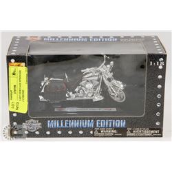 1:18 DIECAST HERITAGE SPRINGER HARLEY CHROME