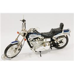 1:16 DIE CAST HOT WHEELS HARLEY