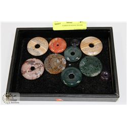 TRAY OF VARIOUS STONE BEADS