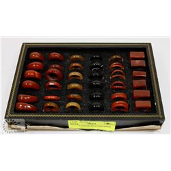 TRAY OF ASSORTED STONE RINGS