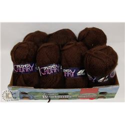 FLAT OF HAYFIELD BRUSHED CHUNKY YARN