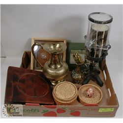 LOT OF 2 SOLID BRASS PITCHERS & ASSTD DÉCOR